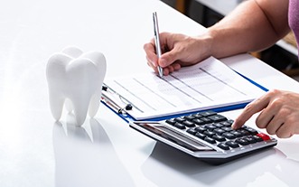 Dentures patient in Glastonbury making a budget